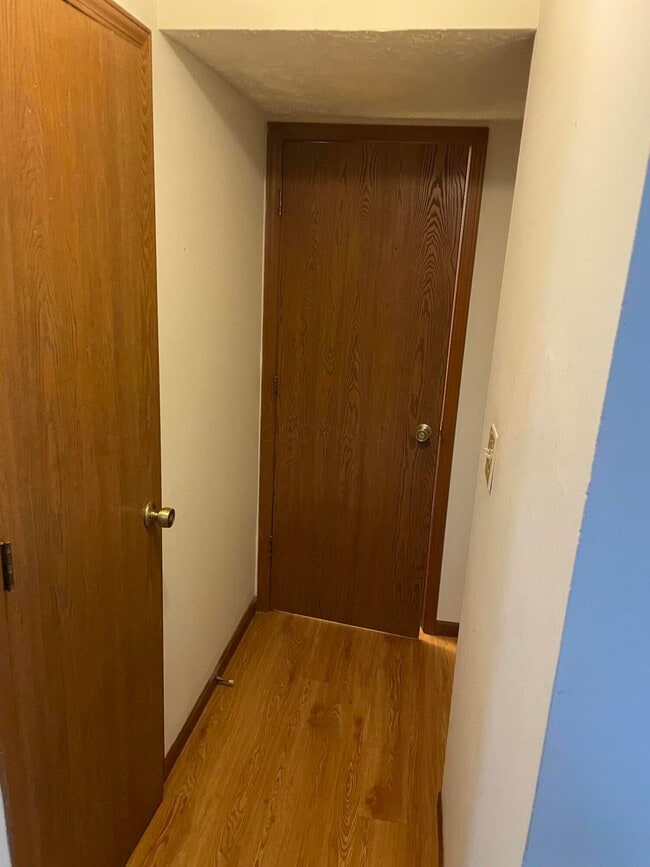 Building Photo - 6680 Birchton St