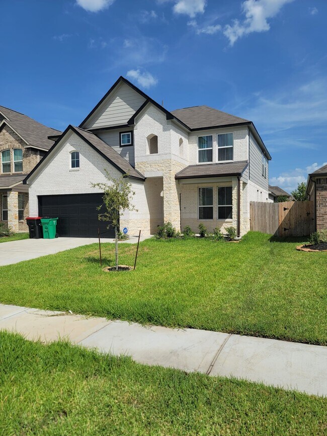 Building Photo - 4418 Hronas Dr