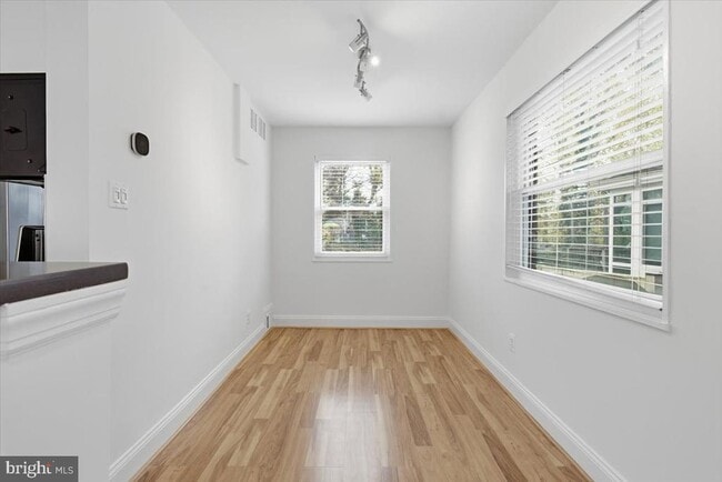 Building Photo - 4410 Vermont Ave