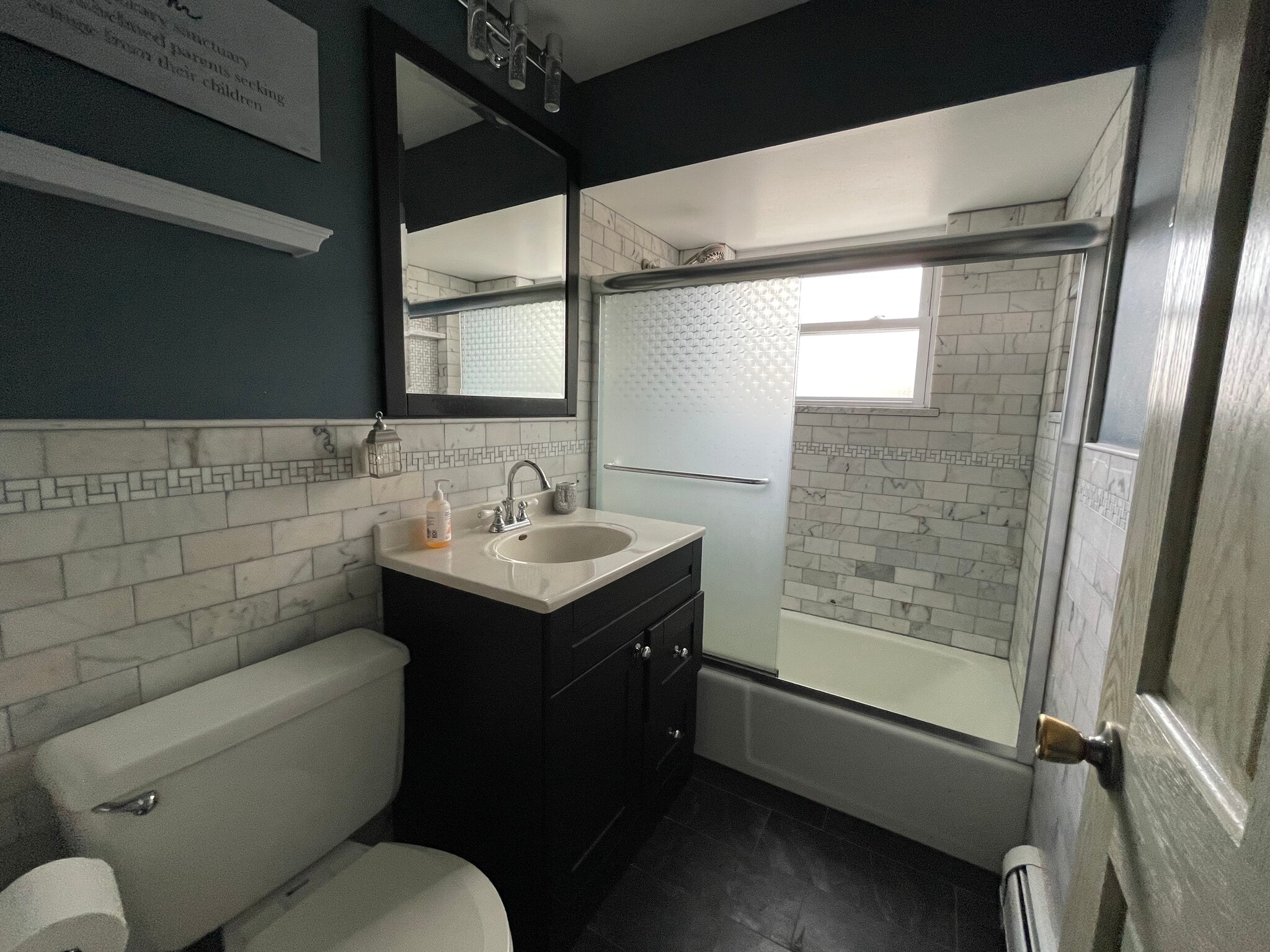 Bathroom - 2440 River Rd