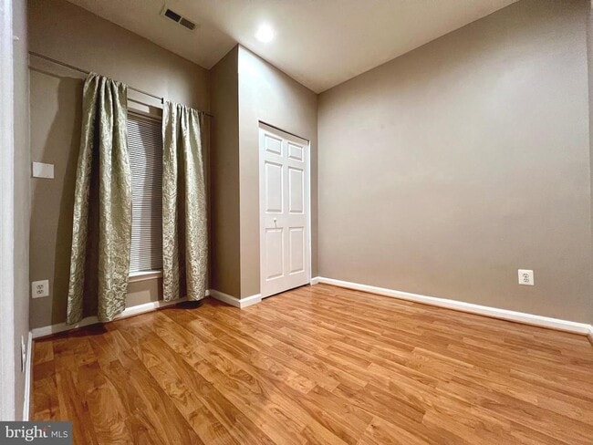 Building Photo - 21831 Ladyslipper Sq