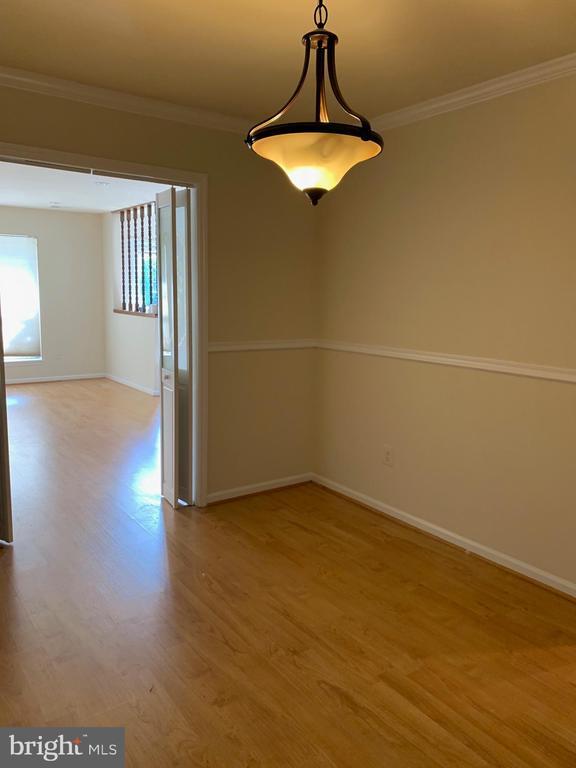 Building Photo - 8200 Aspen Glen Ct