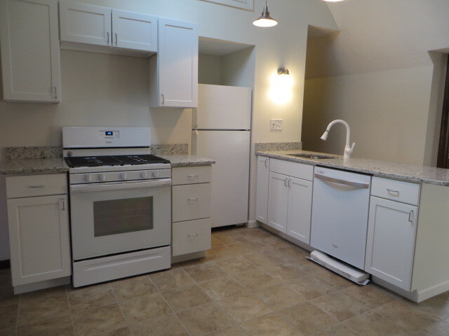 Primary Photo - 429 Capitol Ave