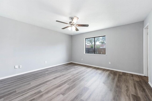 Building Photo - 17611 Poppy Trails Ln