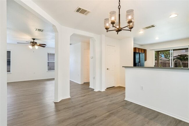 Building Photo - 1628 Poppy Seed Ln