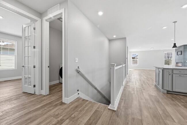 Building Photo - $3,240.95, $300 off the first month's rent, 3 Beds - 2 Bath, Single Family Home in Dacono with 3-...