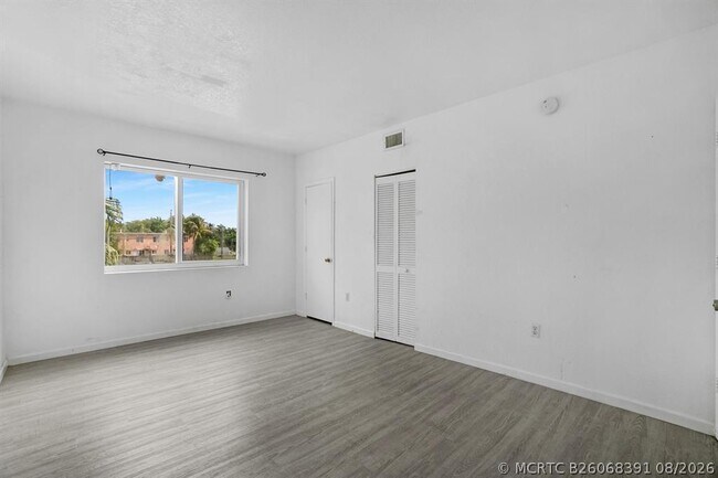 Building Photo - 306 NW 84th Terrace