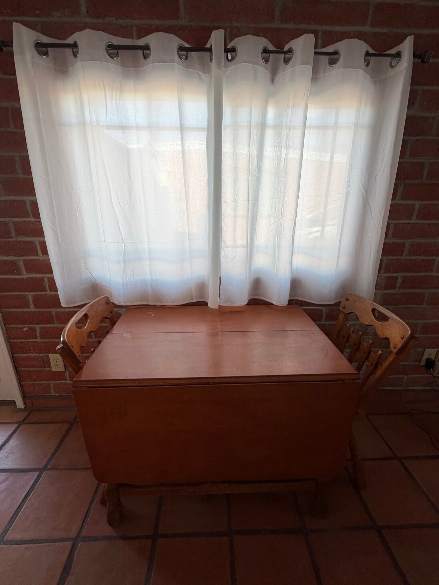 Building Photo - 2825 E 21st St