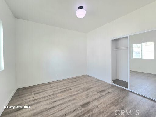 Building Photo - 1354 E 94th St