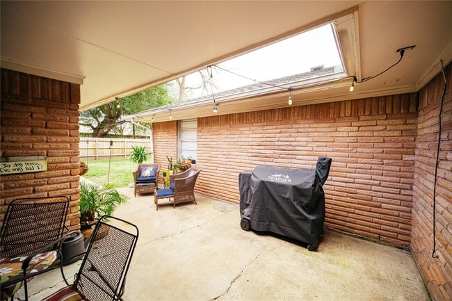 Building Photo - 3630 Zoch Ln