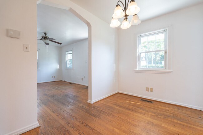 Building Photo - 29 Fiske St