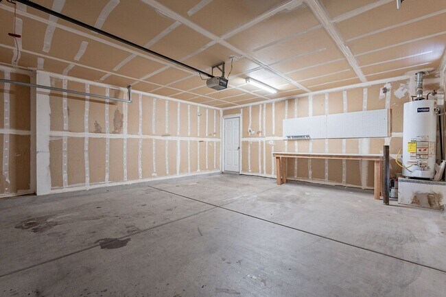 Building Photo - Spacious Oro Valley 4-Bedroom Rental with ...