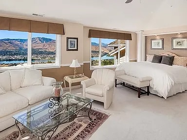 Building Photo - 2467 Twin Peaks Vw