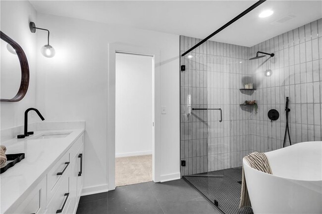 Building Photo - 3290 Ethan Dr