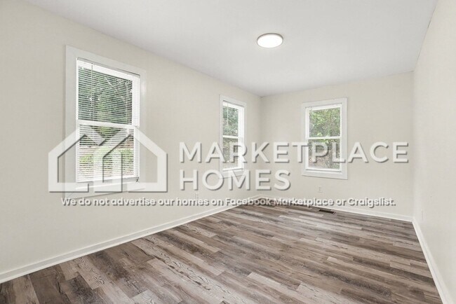 Building Photo - 2954 Hapeville Rd SW