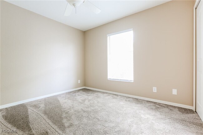 Building Photo - 1735 Boca Chica Ave