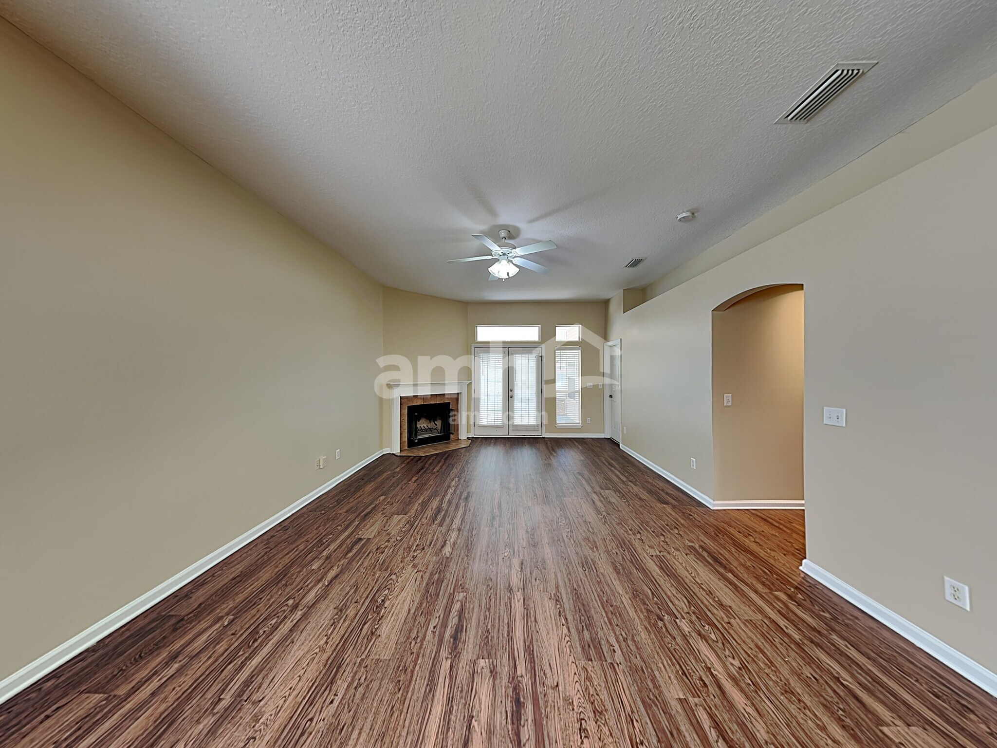 Building Photo - 10902 Campus Heights Ln