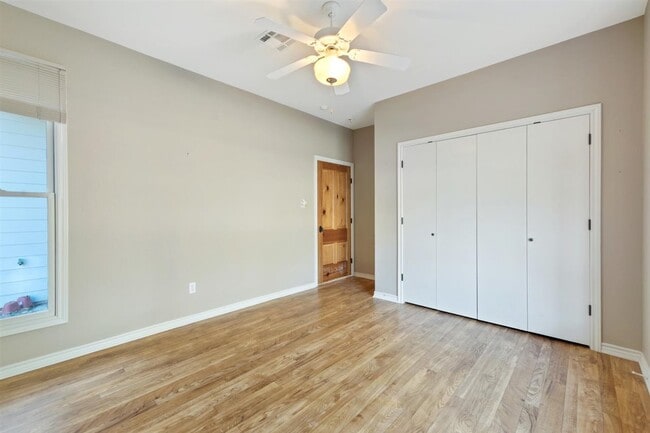 Building Photo - 506 Centex Sportsman Rd