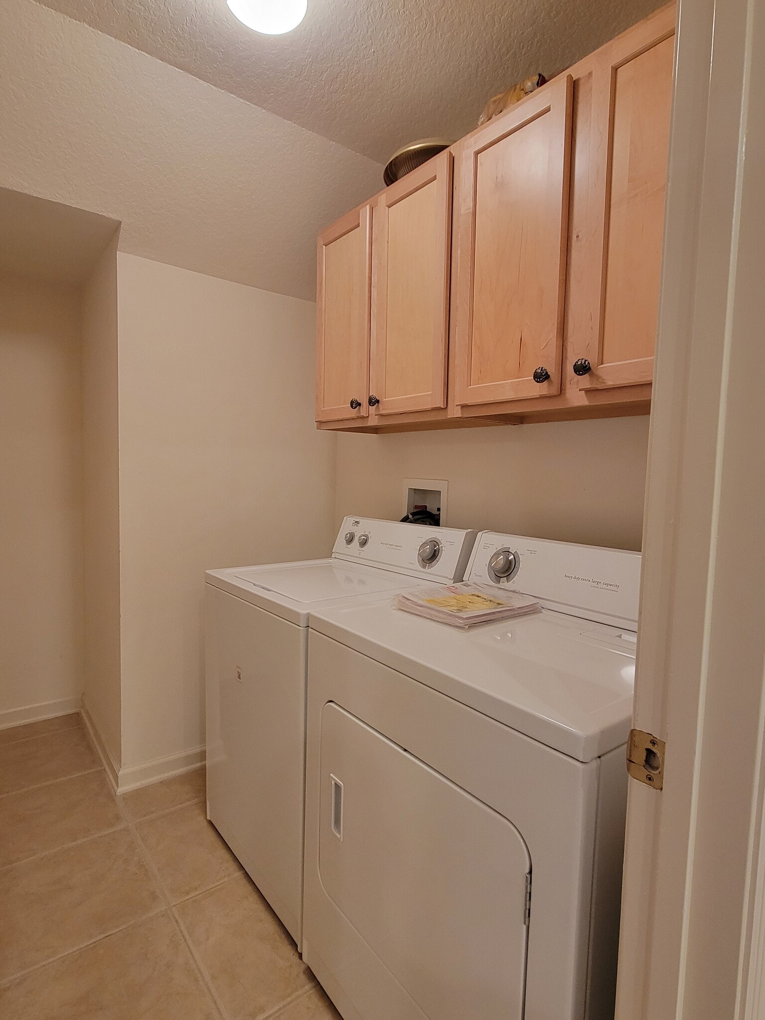 Laundry room w/Washer & Dryer - 221 Victoria Commons Blvd
