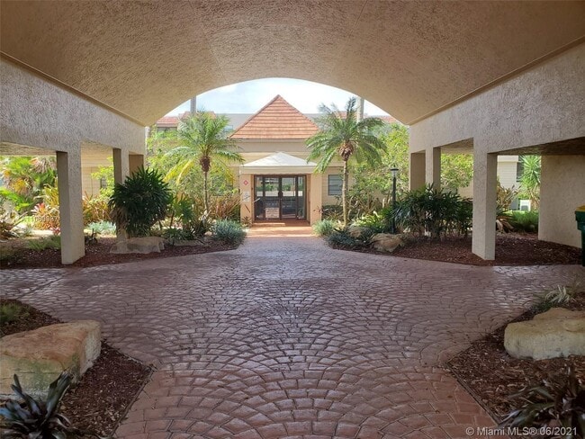 Building Photo - 10451 W Broward Blvd