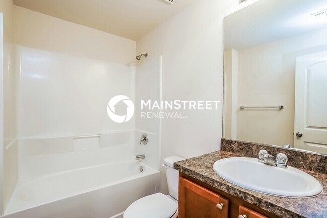 Building Photo - 4 Bedroom Pet-Friendly Home in Cape Coral, FL with Main Street Renewal