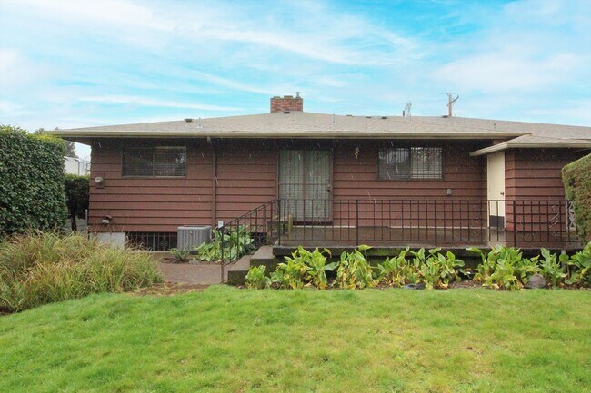 Building Photo - soudr03