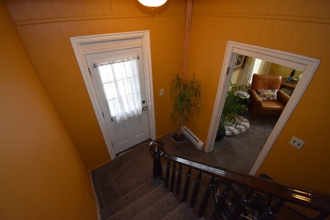 Building Photo - 5 Alger St