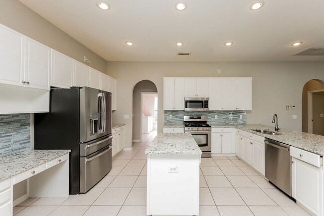 Building Photo - 1253 Deerbourne Dr