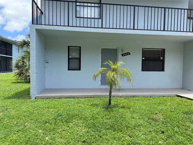 Building Photo - 4885 Arjaro Dr