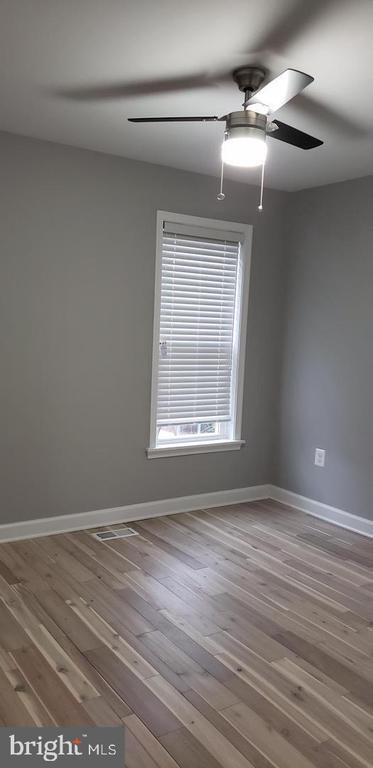 Building Photo - 2510 S Walter Reed Dr