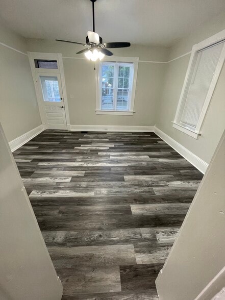 Front Room - 1418 N 3rd St