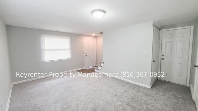 Building Photo - 1010 S Osage St