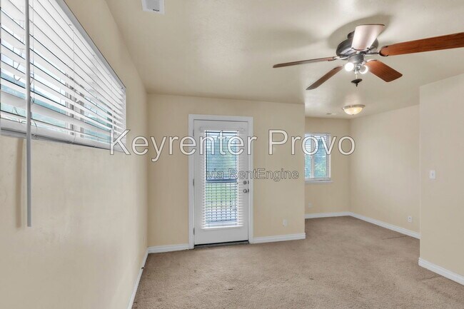 Building Photo - 4098 Hayes Cir