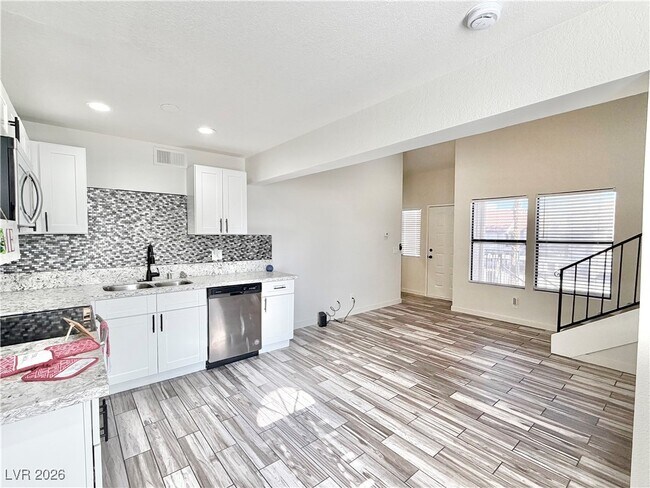 Building Photo - 3681 Melonies Dr