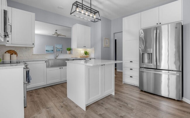 Building Photo - Gorgeous First-Time Rental in Popular Courthouse Estates! A Pet-Friendly Home, Fenced Yard, All A...