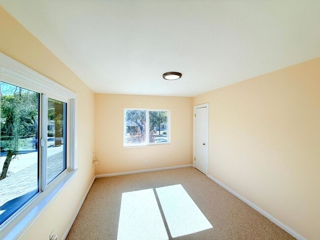 Building Photo - 714-716 El Centro Street