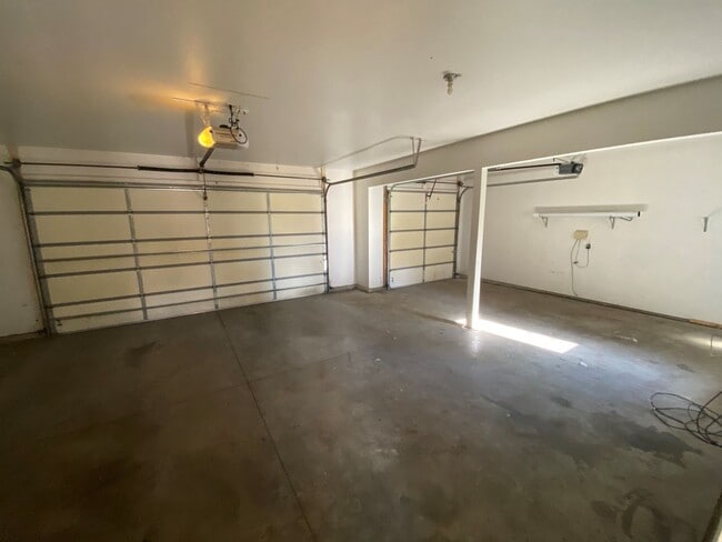 Building Photo - 322 N 50th Ave