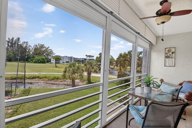 Building Photo - 3425 Via Poinciana