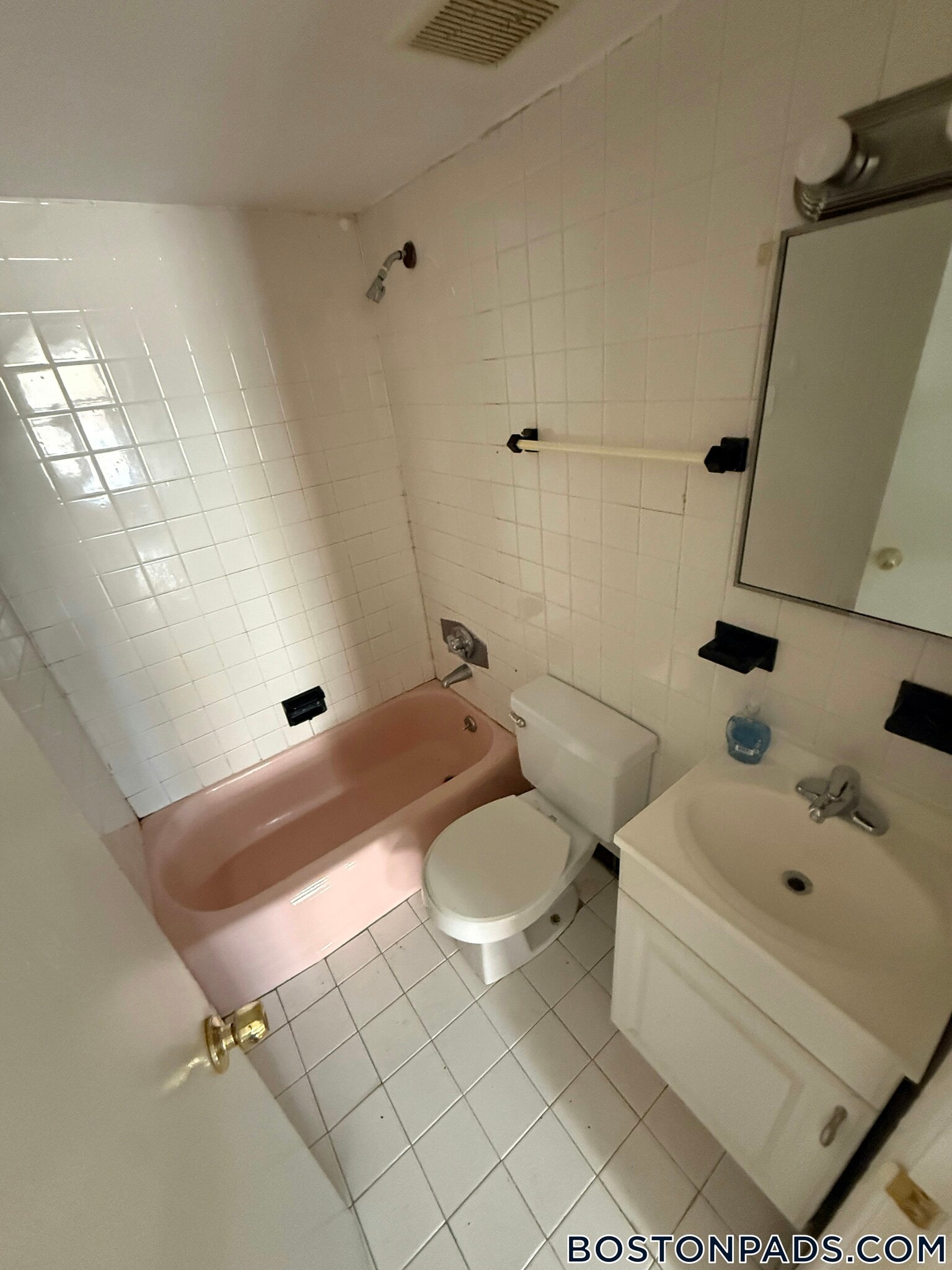 Building Photo - 153 Brighton Ave