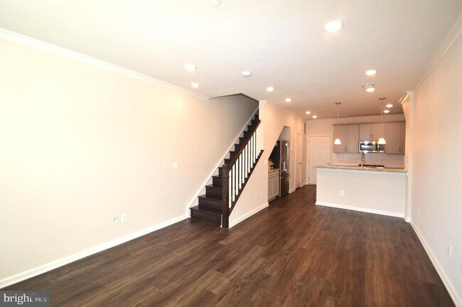 Building Photo - 45091 Cappamore Terrace