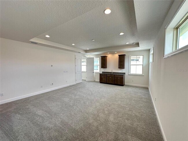 Building Photo - 13124 Weaver Ave