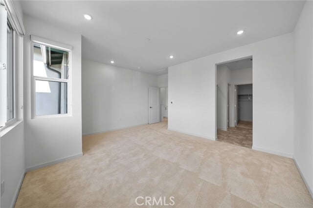 Building Photo - 109 S Laxore St