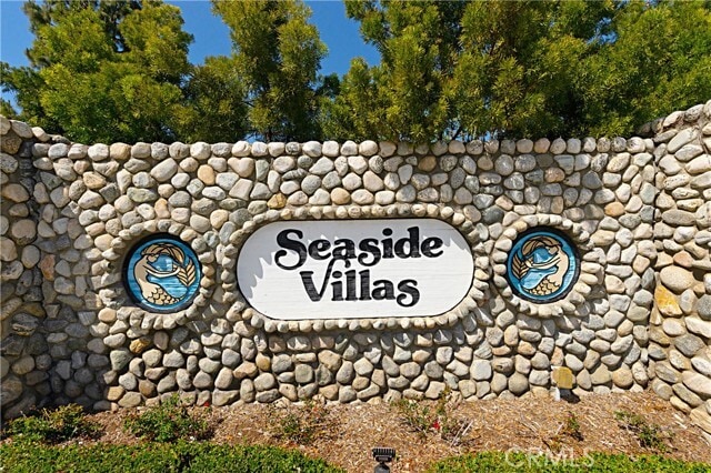 Building Photo - 25702 Seaside Dr