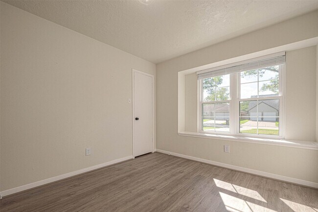 Building Photo - 416 Heatherwood Ct