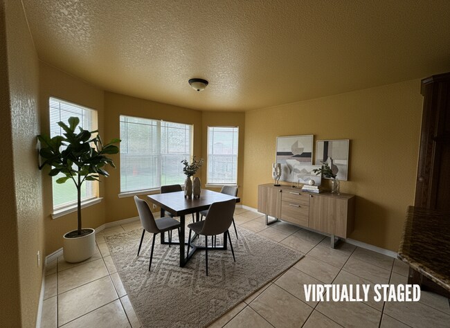 Building Photo - 9600 Diana Dr