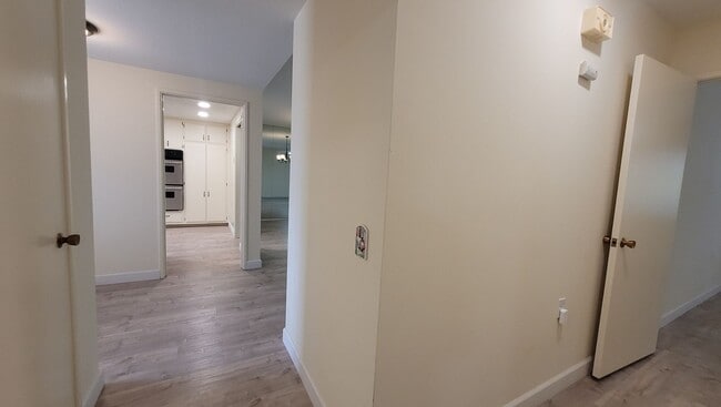 Building Photo - Seven Oaks Active Adult Living