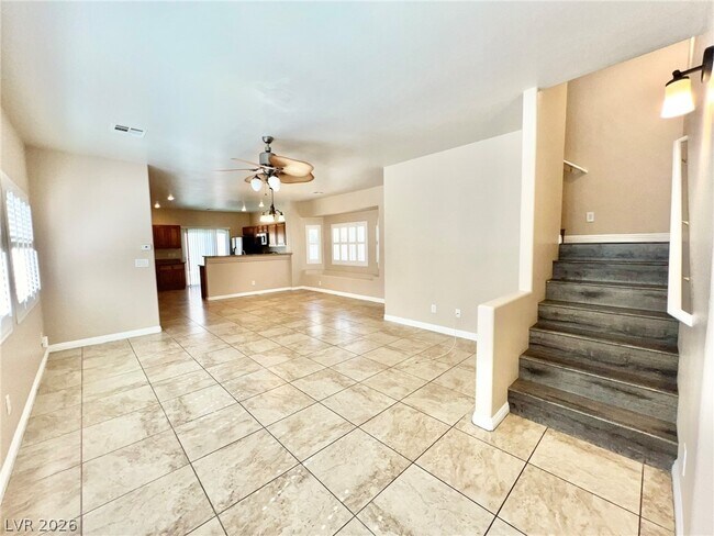 Building Photo - 5014 Tunnel Falls Dr