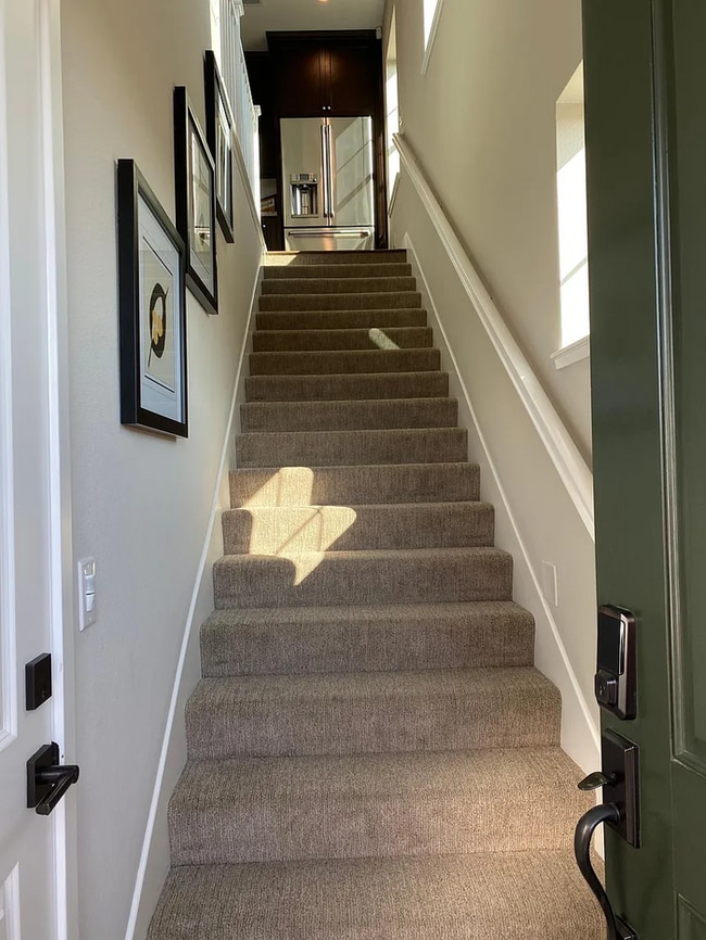 Building Photo - 476 E Sorrel Pl