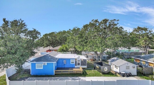 Building Photo - 2963 Bahia Vista St