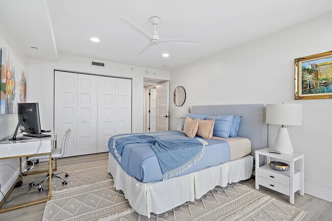 Building Photo - 3390 S Ocean Blvd